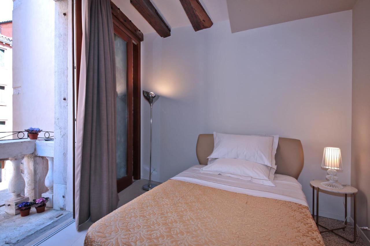 Hammam Venice Luaran gambar