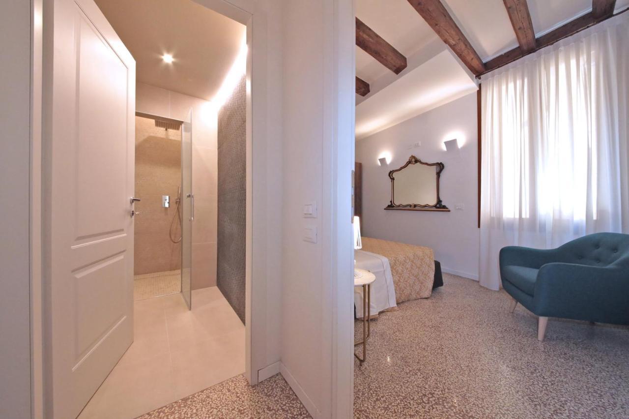 Hammam Venice Luaran gambar