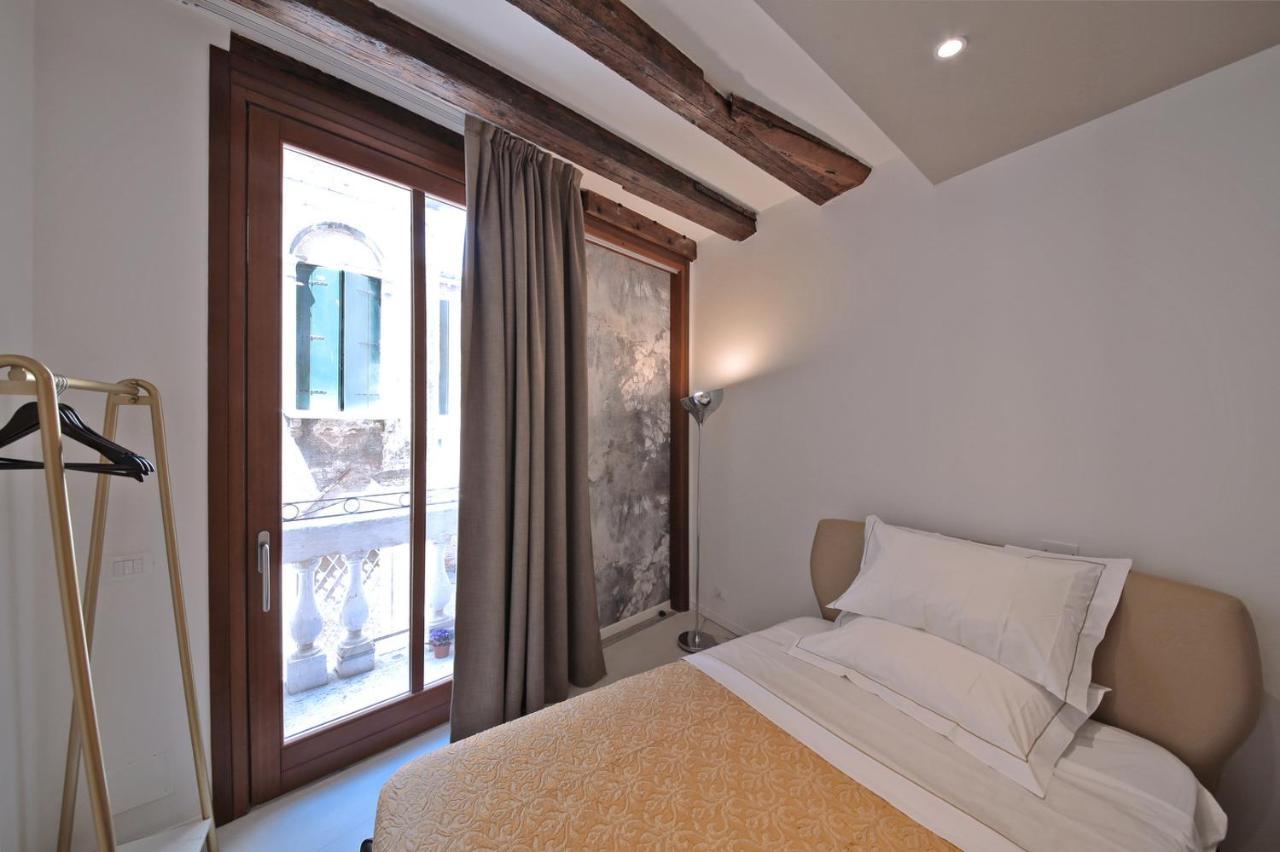Hammam Venice Luaran gambar