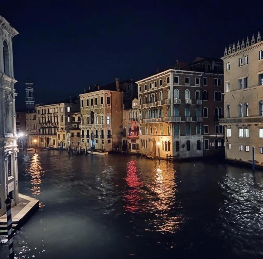 Hammam Venice Luaran gambar