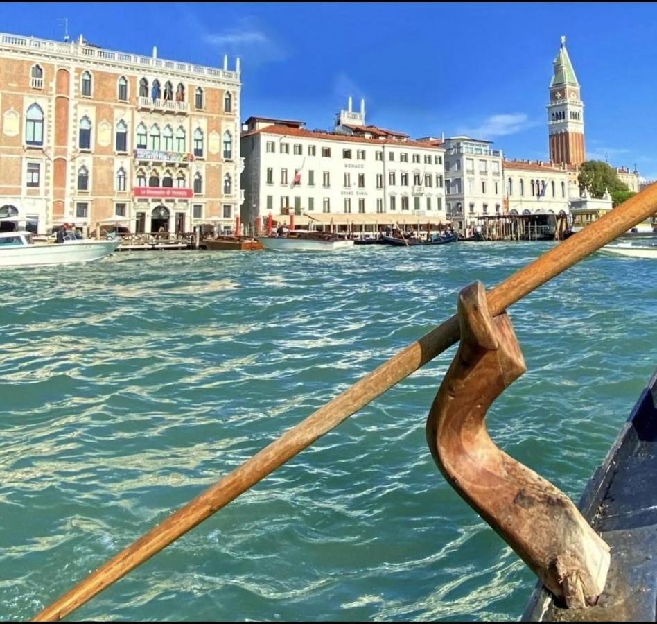 Hammam Venice Luaran gambar